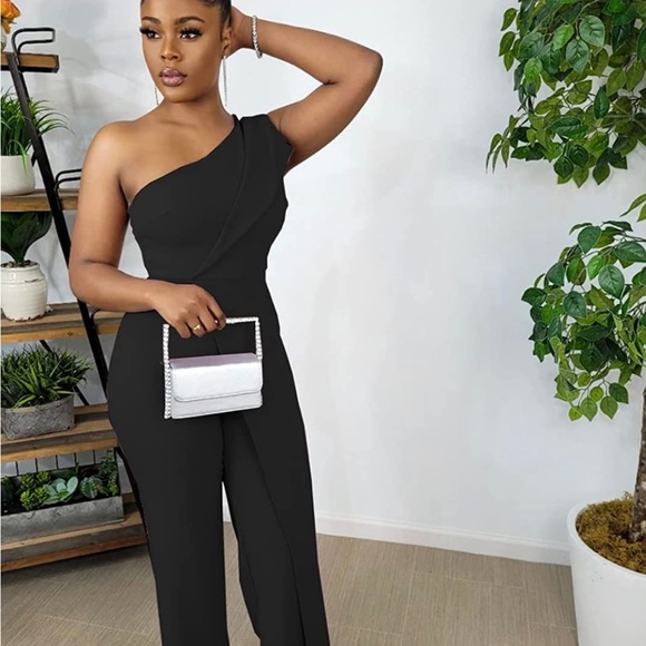 Sexy one shoulder jumpsuit - Picture 3 of 11